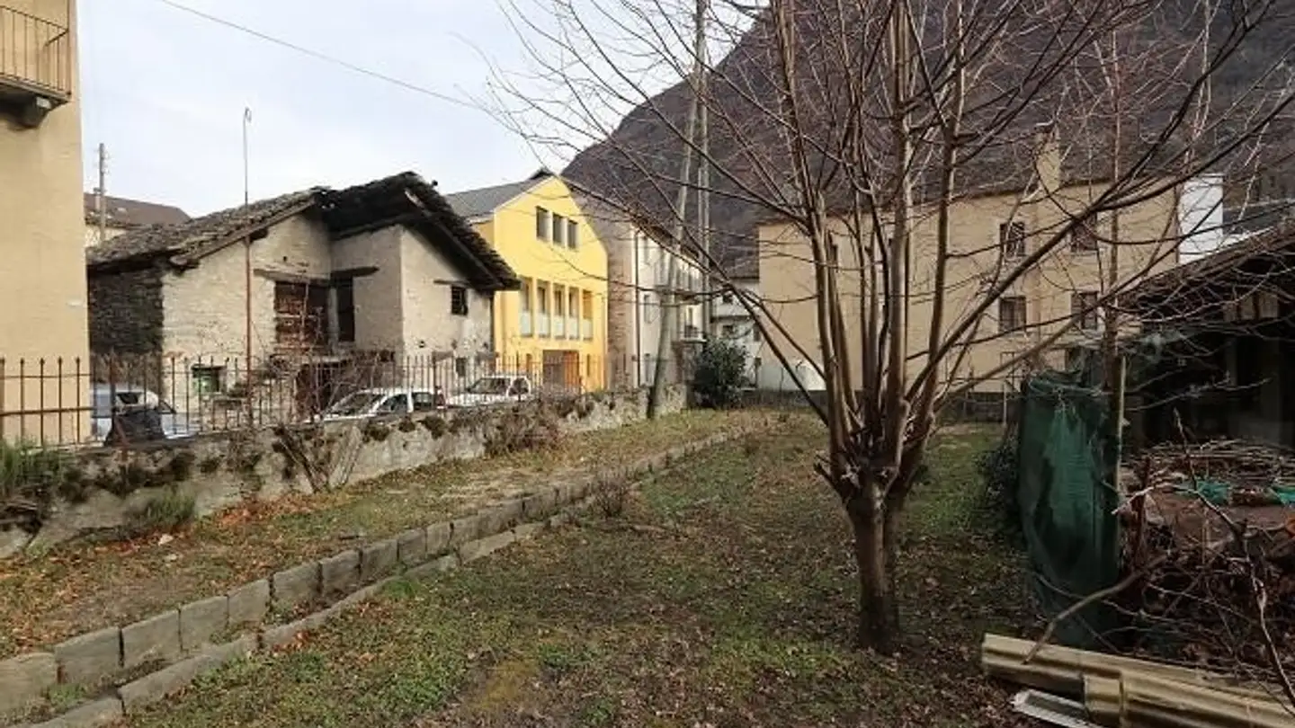 Edificio residenziale in vendita - 6710 Biasca - Foto 2