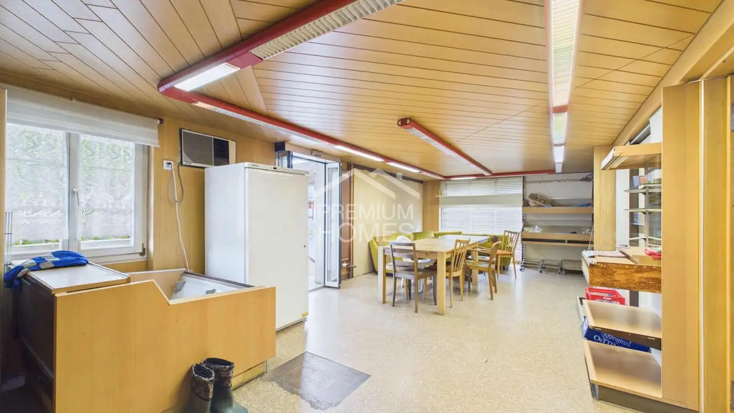 Residential building for sale - 8583 Sulgen - Photo 3