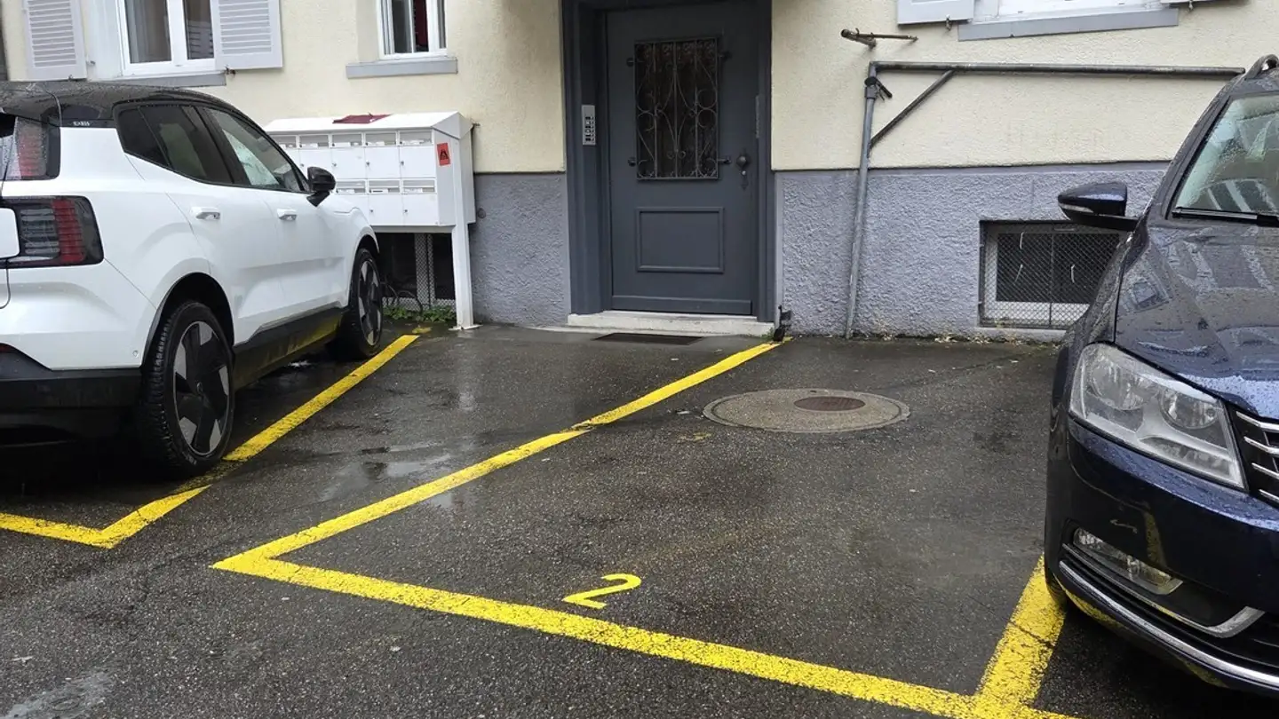 Parcheggio esterno in affitto - Pflanzschulstrasse, 8004 Zürich