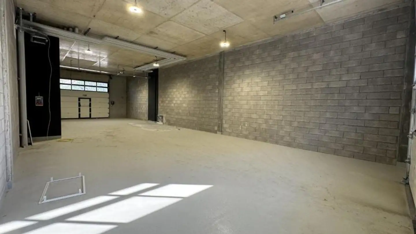 Office space for rent - Zone Industrielle Les Combes 6, 1955 St-Pierre-de-Clages - Photo 2