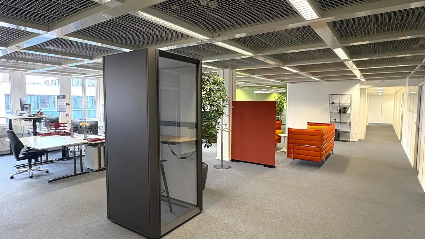 Bürofläche mieten - Sennweidstrasse, 6312 Steinhausen - Foto 3