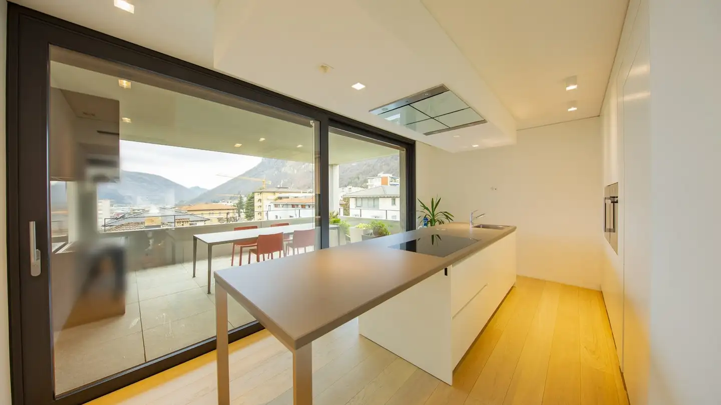 Attique à louer - Via Vincenzo Vela 15, 6850 Mendrisio - Photo 4