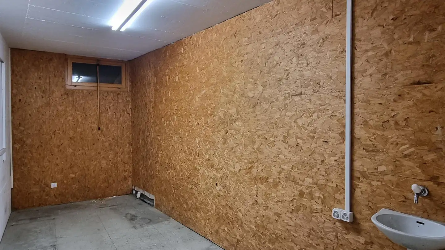 Espace de stockage à louer - Loëstrasse 92, 7000 Chur