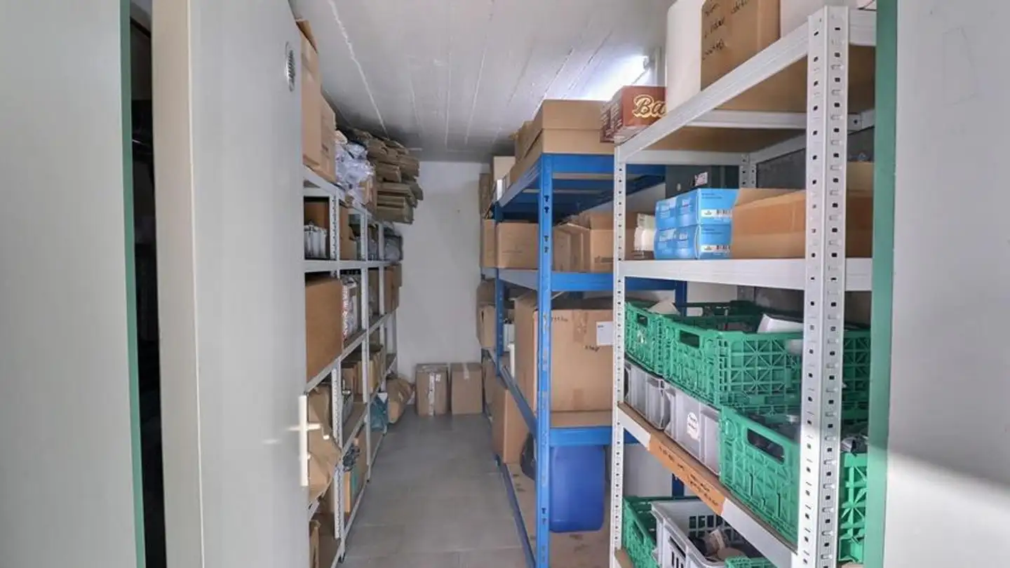 Edificio ad uso misto in affitto - 1636 Broc