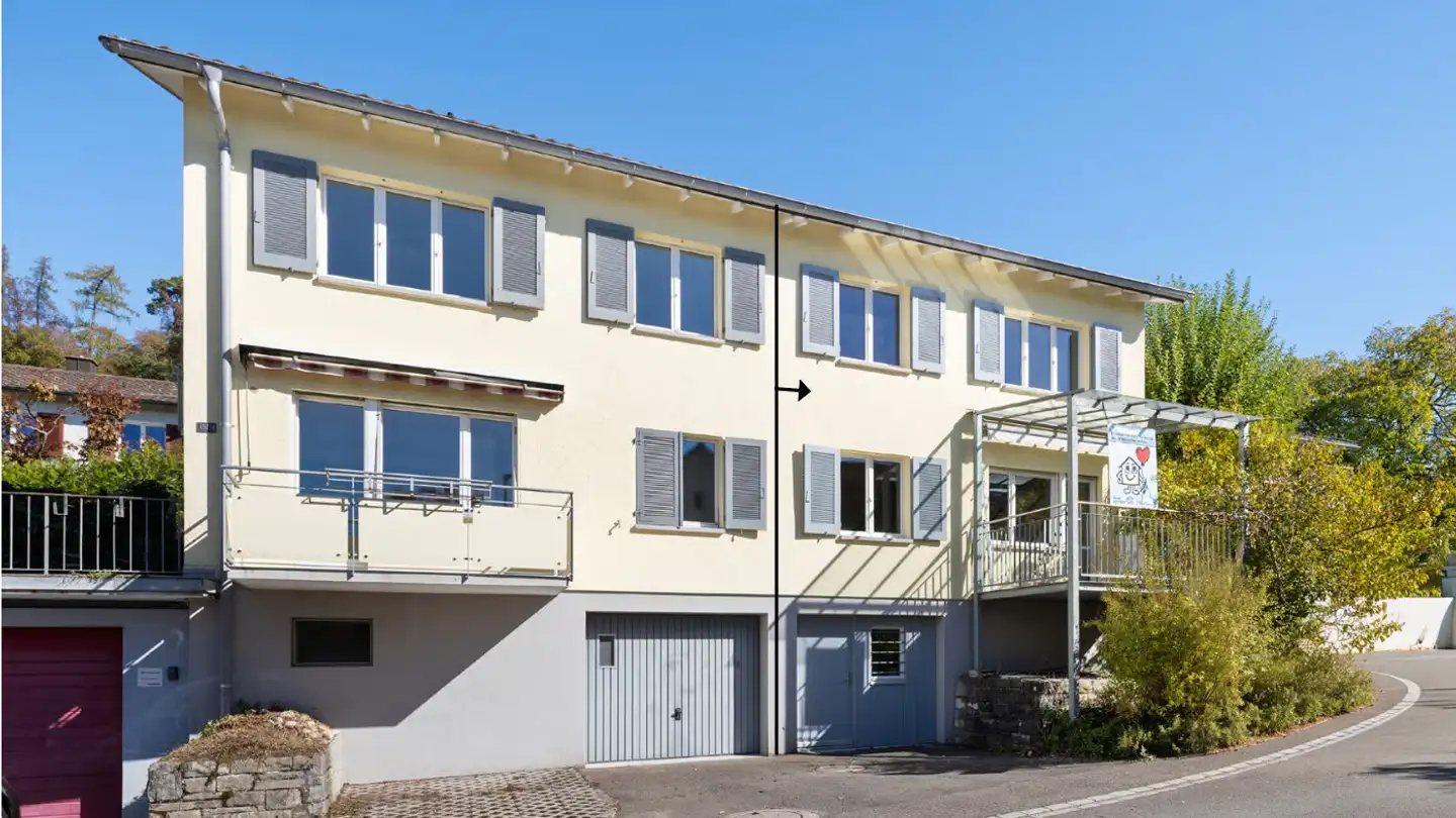 Casa bifamiliare in vendita - Hofwiesenstrasse 17, 8330 Pfäffikon ZH