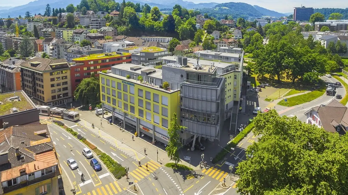 Tiefgaragenstellplatz mieten - Maihofstrasse 3, 6004 Luzern - Foto 3