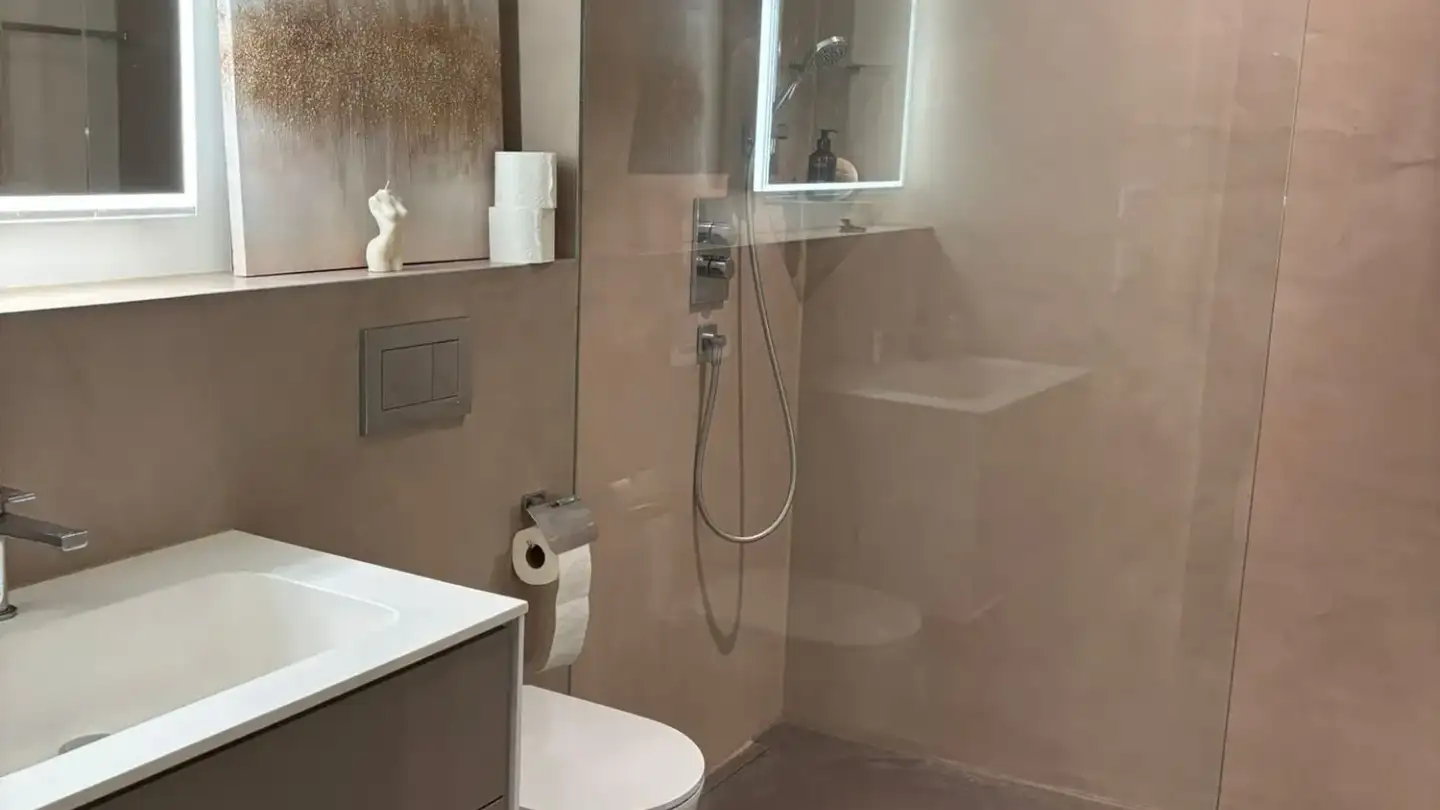 Doppelhaushälfte mieten - Effretikerstrasse 1, 8604 Volketswil - Foto 3
