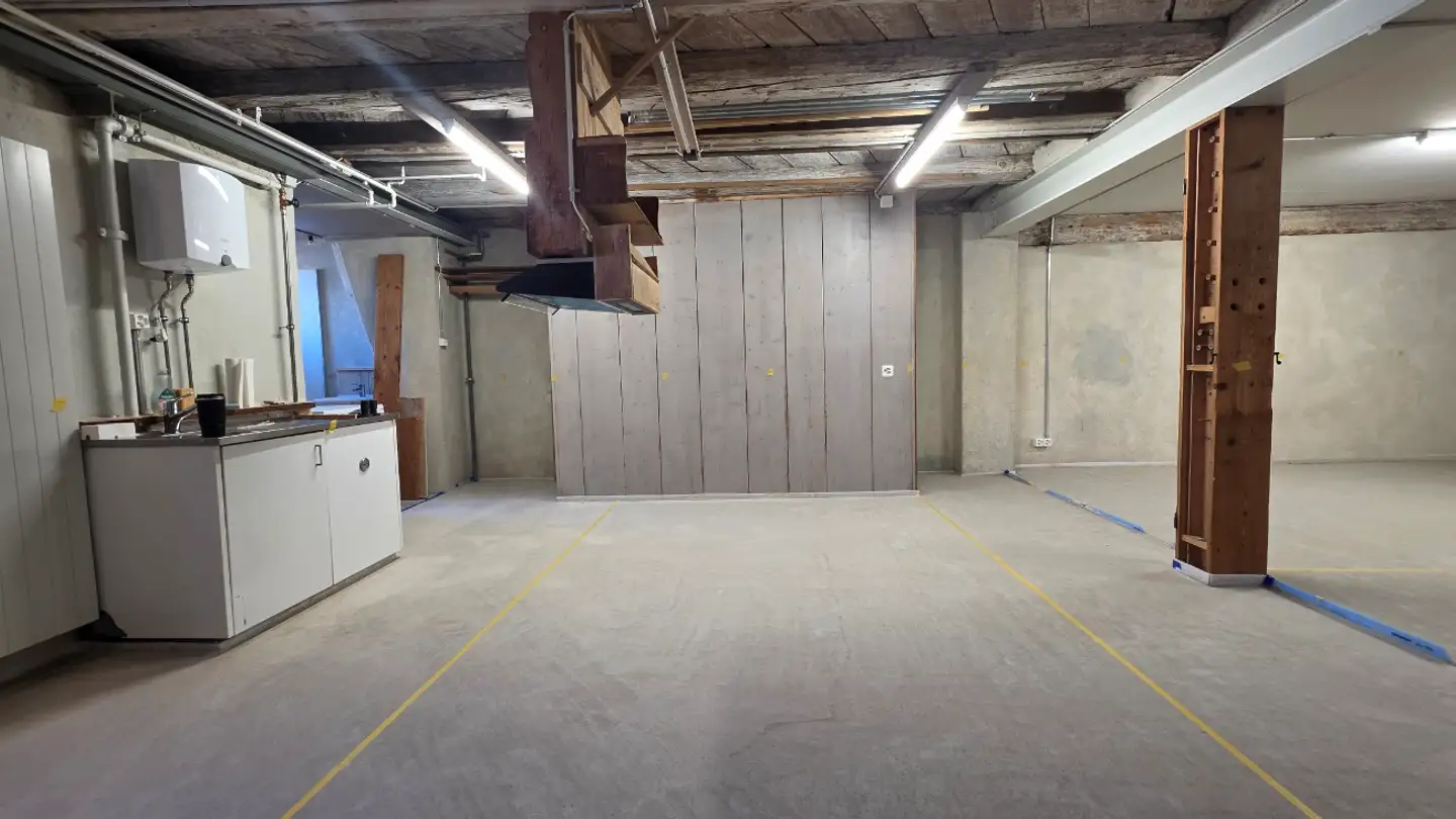 Gewerbe mieten - Hinterdorfstrasse 3, 8635 Dürnten - Foto 2