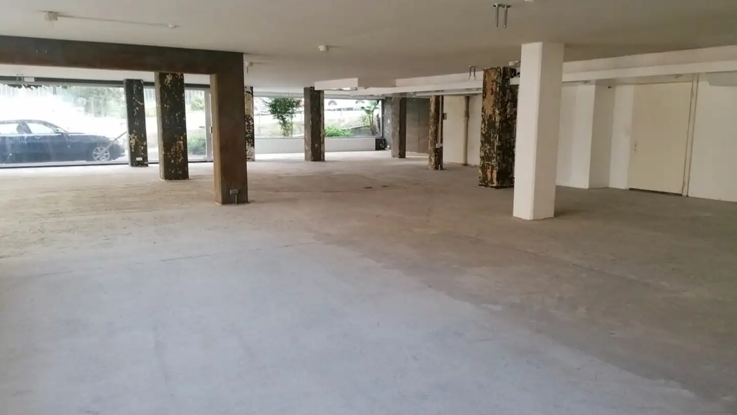 Commercial for rent - Rheinfallstrasse 7, 8212 Neuhausen am Rheinfall - Photo 3