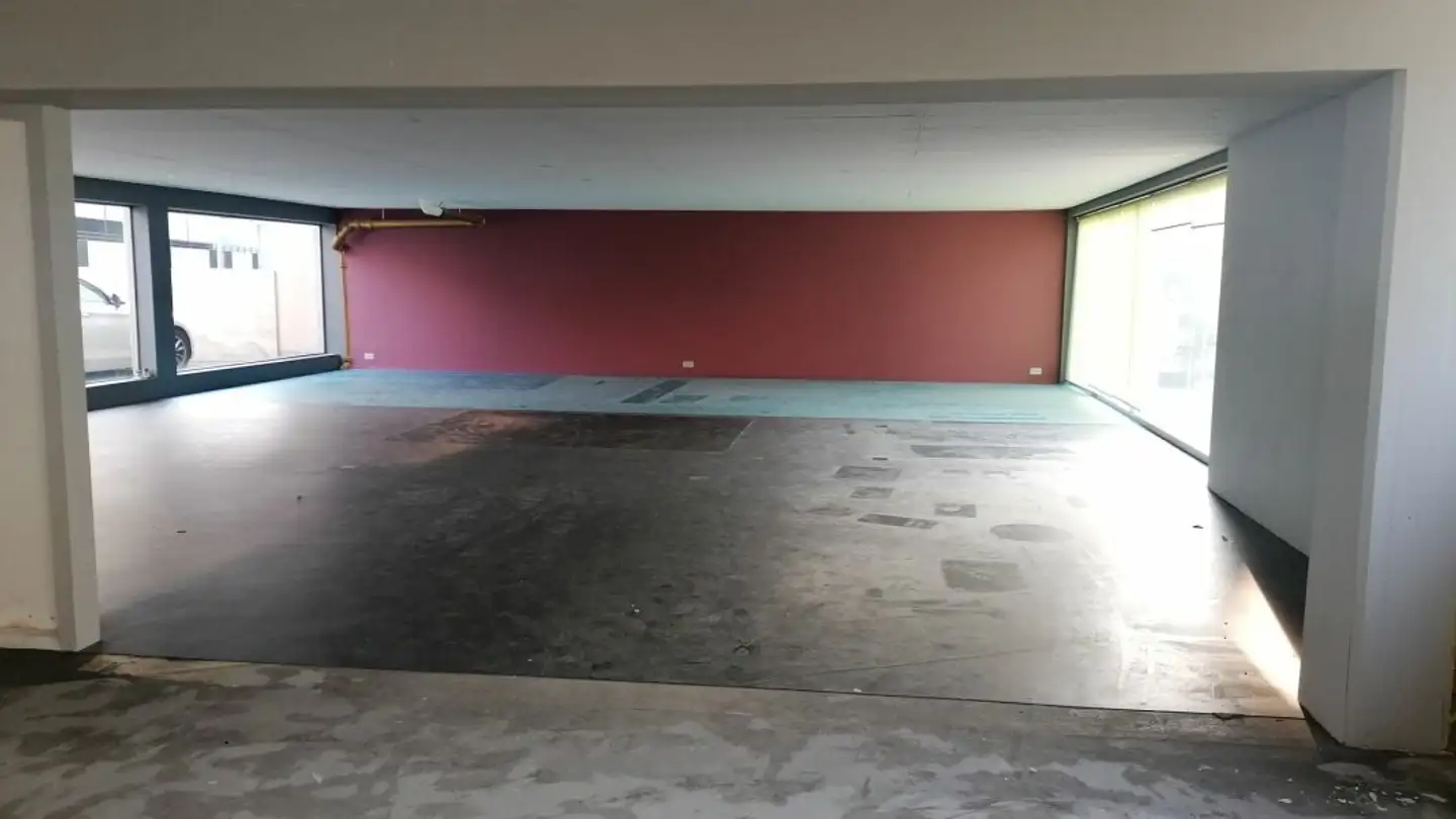 Commercial for rent - Rheinfallstrasse 7, 8212 Neuhausen am Rheinfall - Photo 4