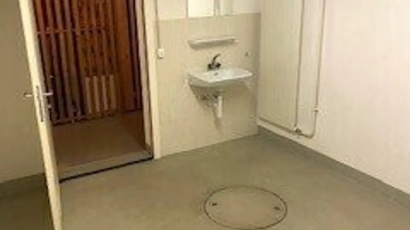 Property for rent - Brüelstrasse 2, 8637 Laupen ZH - Photo 2