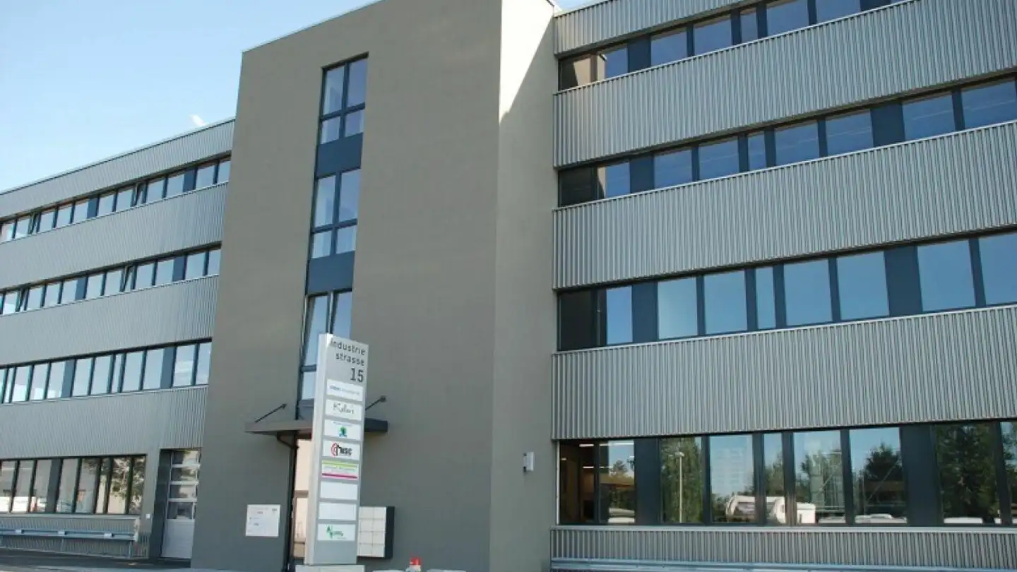 Fabrik mieten - Industriestrasse 15, 8355 Aadorf
