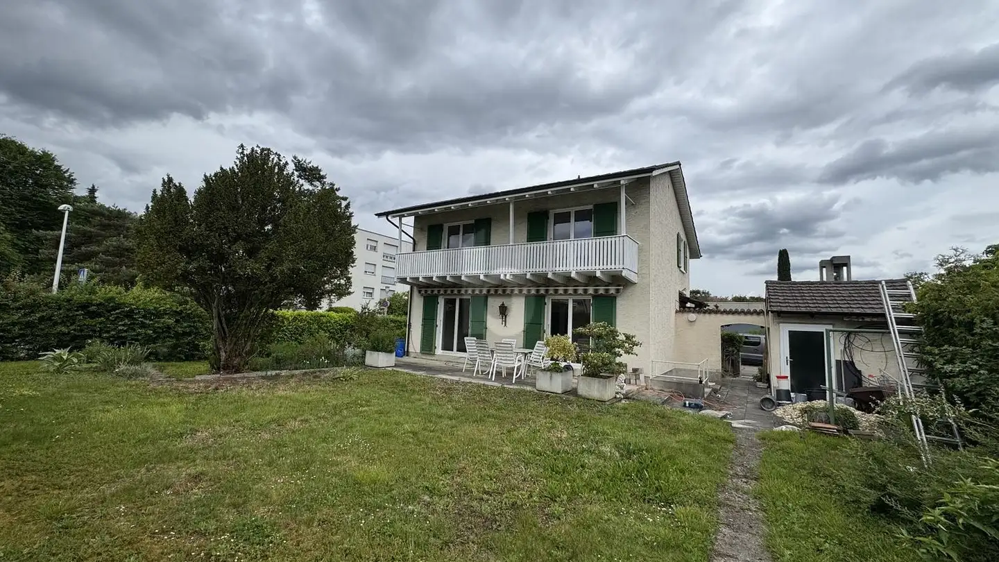 Single house for rent - 4153 Reinach BL