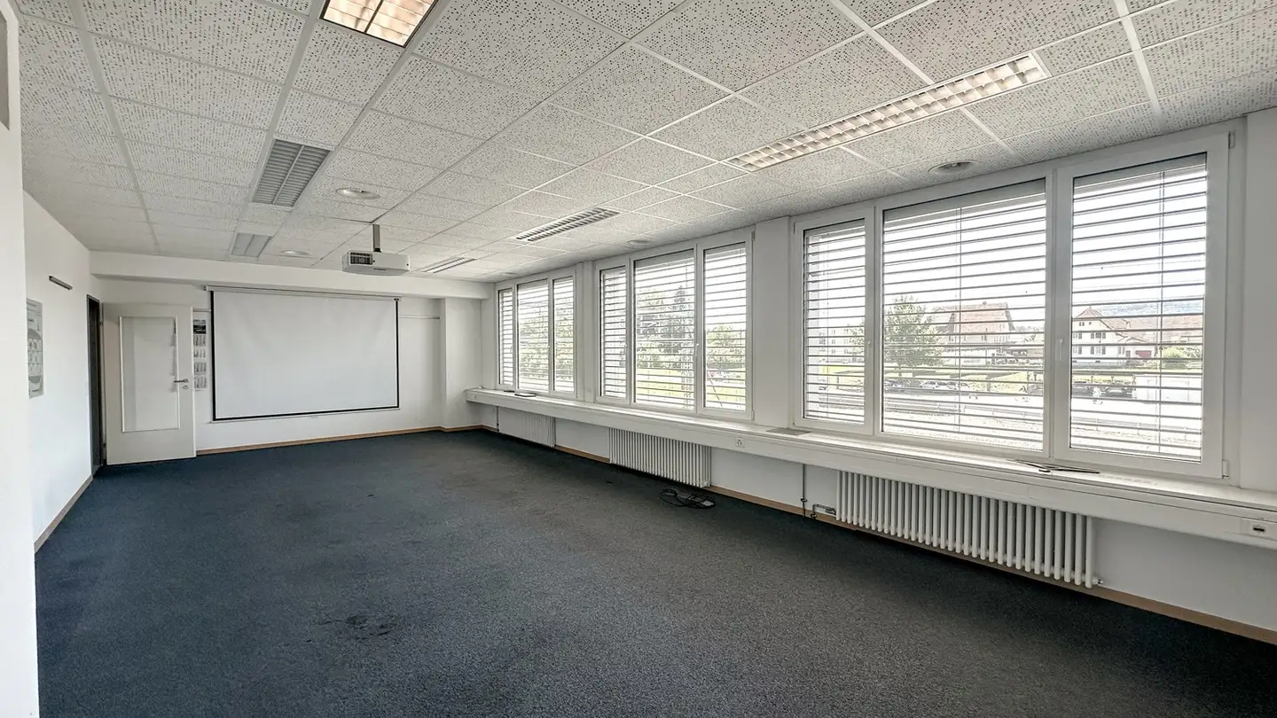 Office space for rent - Bahnstrasse 18, 5102 Rupperswil - Photo 3