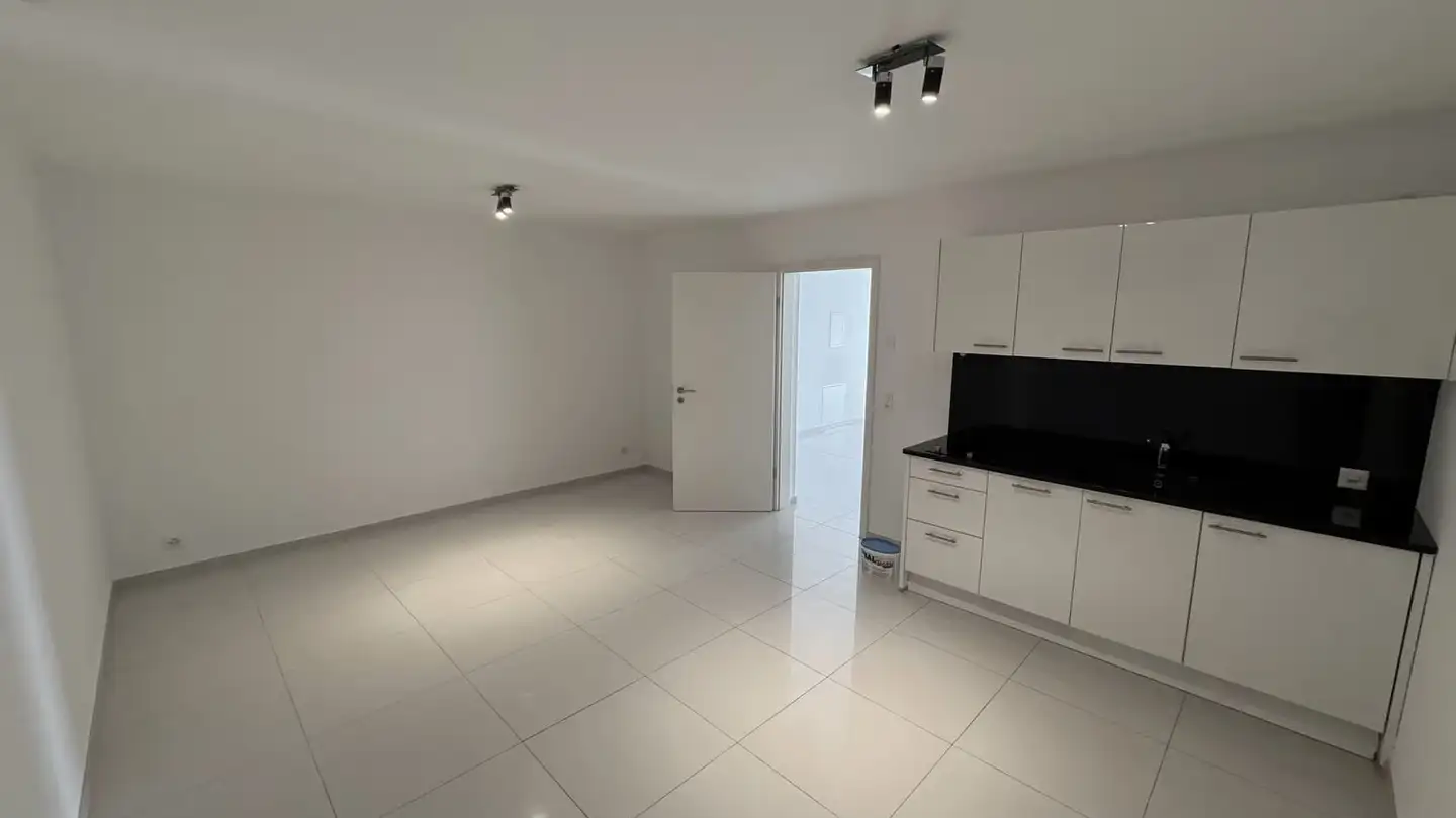 Office space for rent - Hauptstrasse 2, 4304 Giebenach