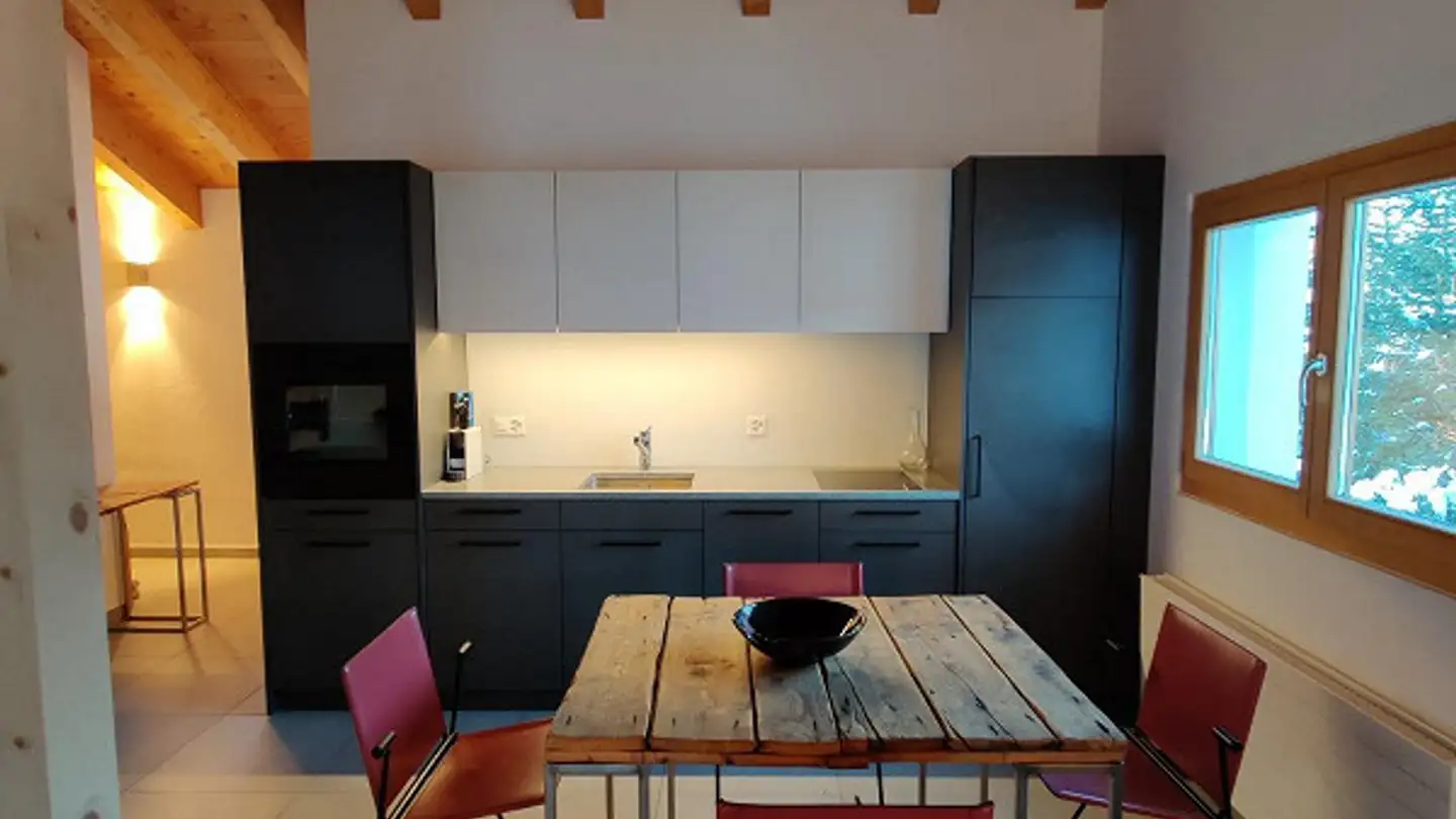 Mixed-use building for sale - 7523 Madulain