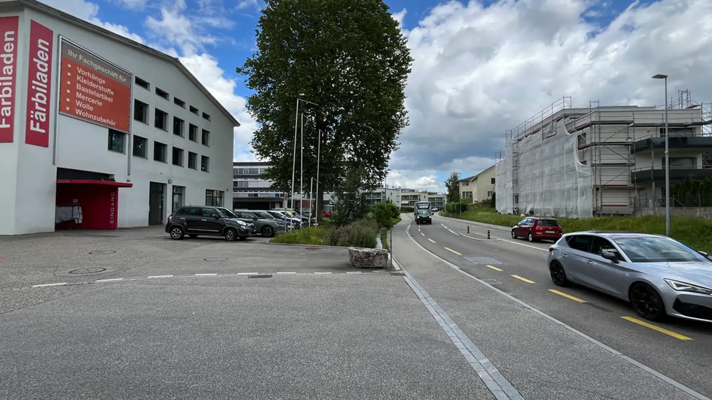 Parcheggio esterno in affitto - Striegelstrasse, 5745 Safenwil