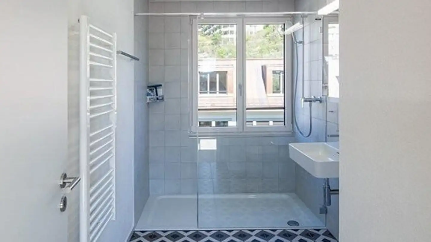 Loft for rent - Rue De Boujean / Bözingenstrasse 31, 2502 Biel/Bienne - Photo 3