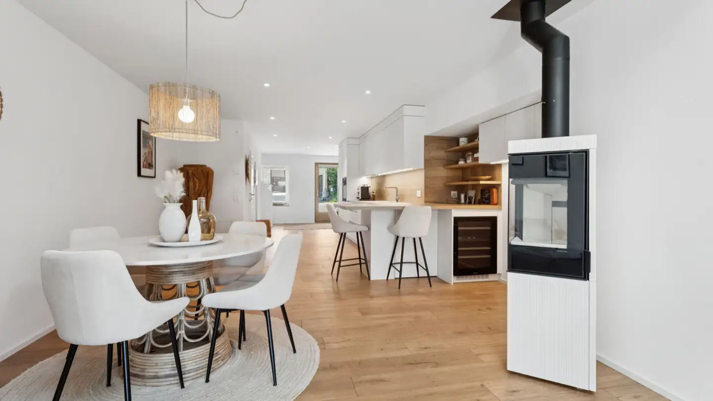 Apartment for sale - Route Du Bas-Du-Village 21, 1789 Lugnorre - Photo 2