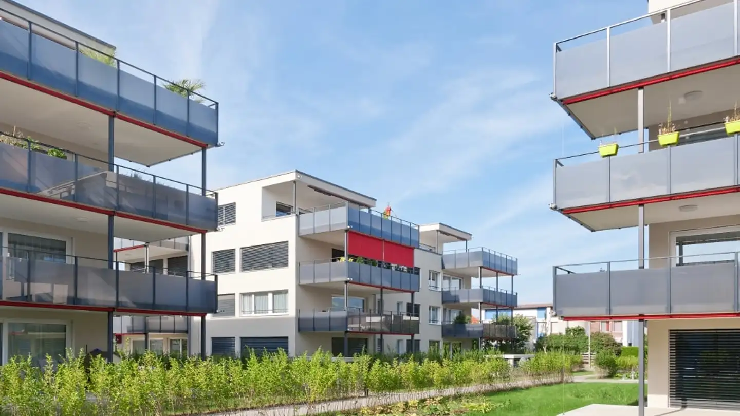 Tiefgaragenstellplatz mieten - Ulmenweg 53, 3604 Thun