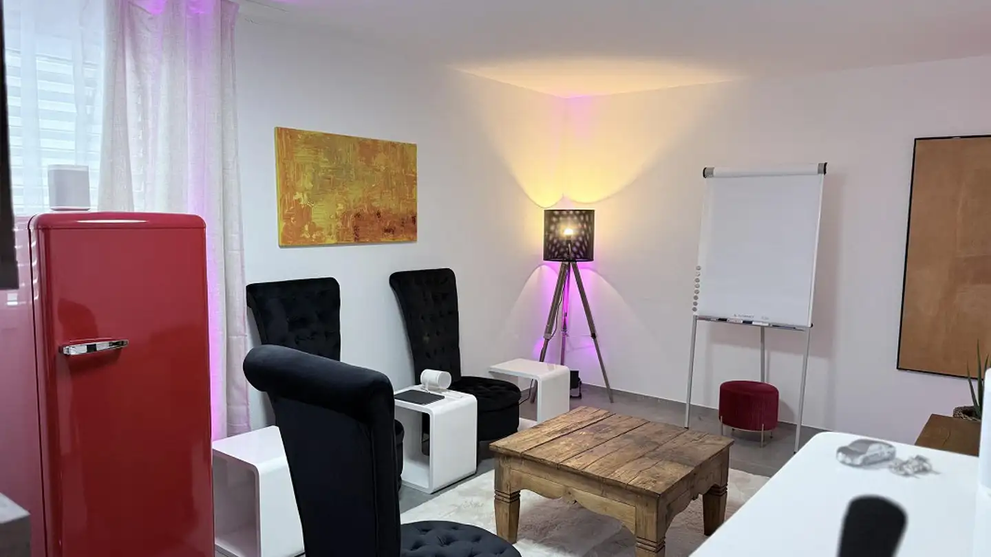 Office space for rent - Einsiedlerstrasse 21, 8834 Schindellegi - Photo 2