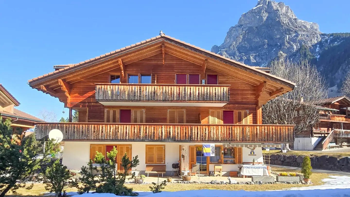 Attic flat for sale - 3718 Kandersteg