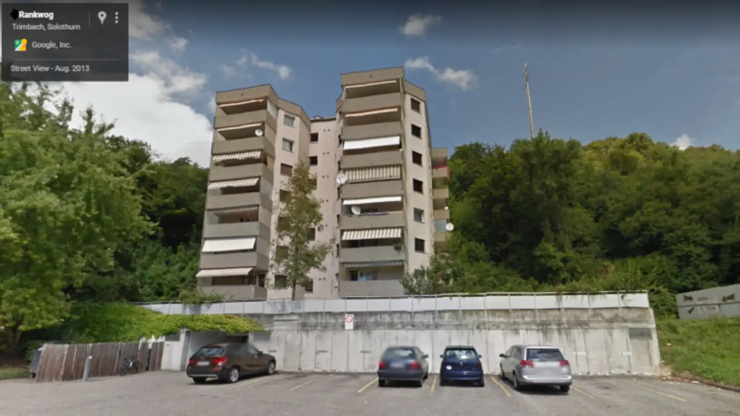 Outdoor parking space for rent - Mattenstrasse 24, 4632 Trimbach
