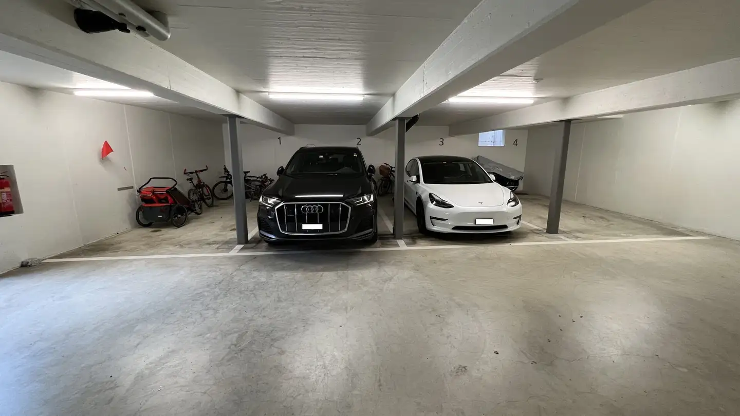 Outdoor parking space for rent - Leimbachstrasse 27, 8134 Adliswil - Photo 3