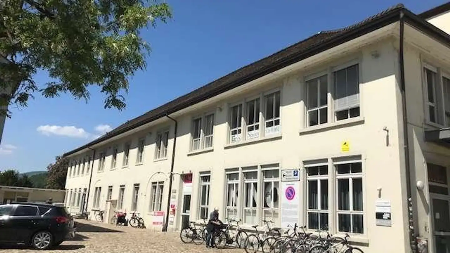 Commercial à louer - Laurenzenvorstadt 85, 5000 Aarau