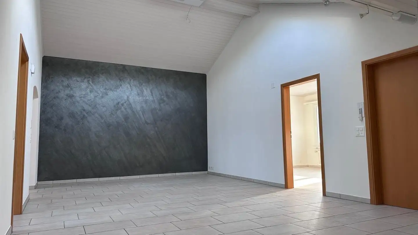 Attic flat for rent - Buchbergstrasse 45, 8856 Tuggen - Photo 2
