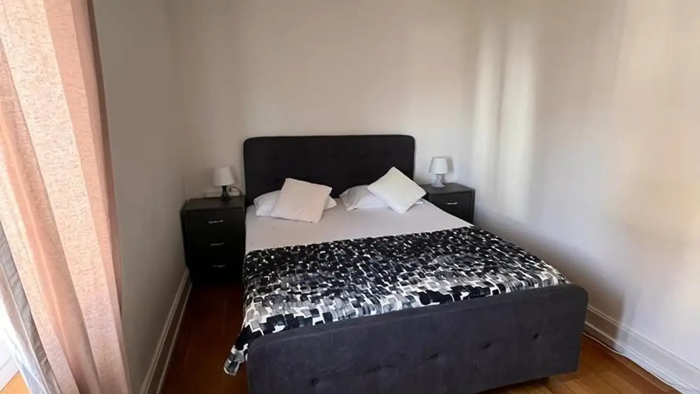 Chambre à louer - 8052 Zürich