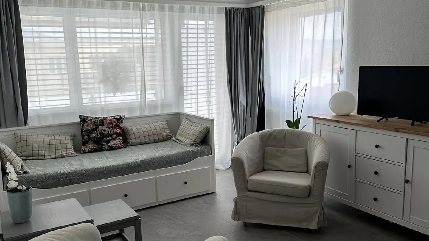 Apartment for rent - Nöschikonerstrasse 22, 8155 Niederhasli - Photo 2