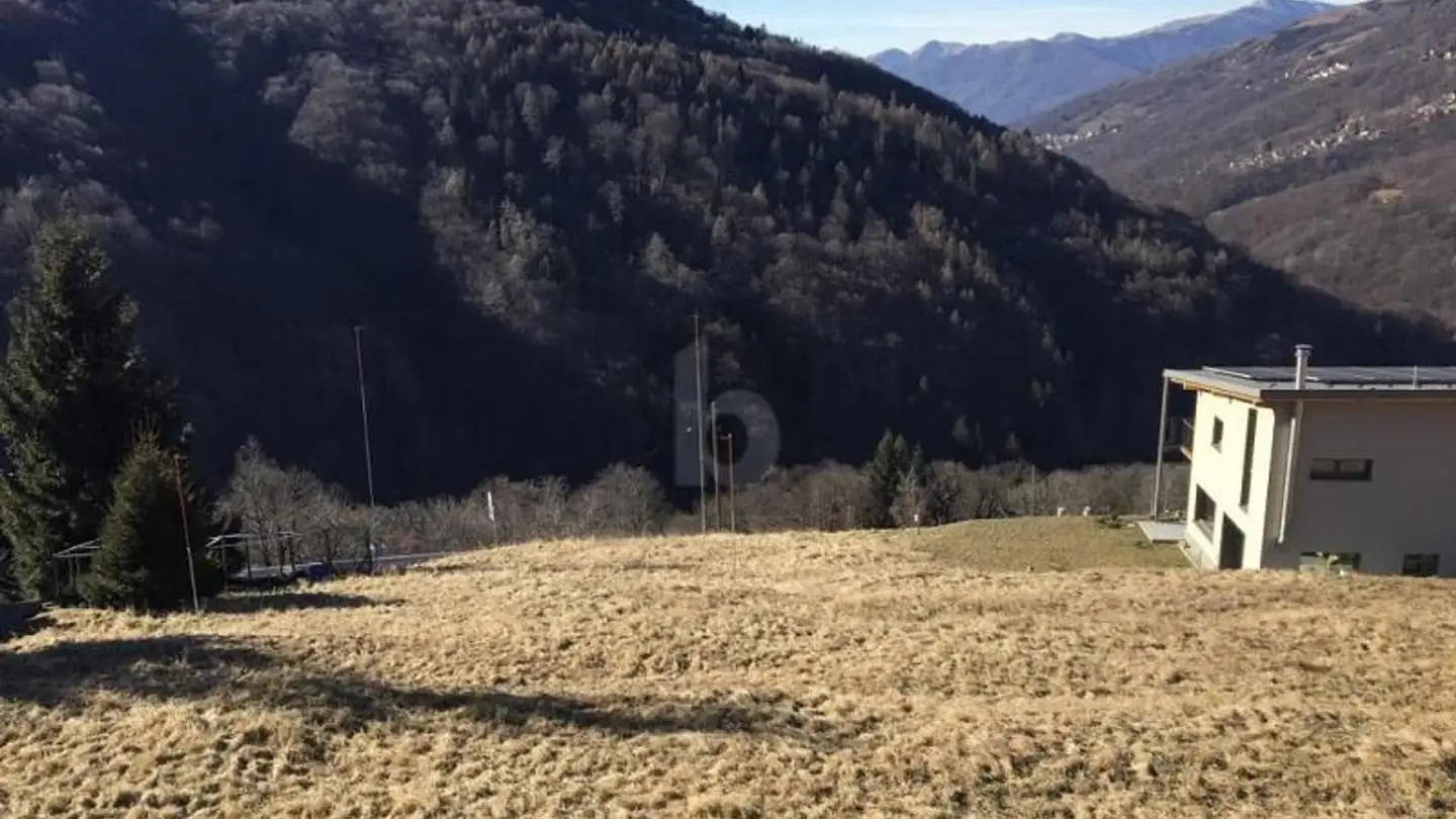 Terrain constructible à vendre - Certara, 6959 Certara