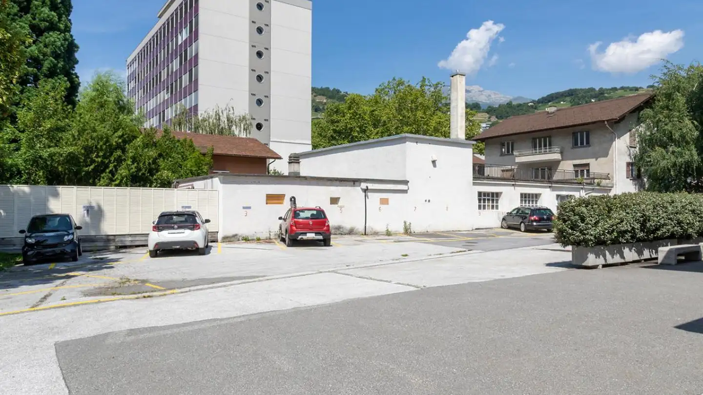 Outdoor parking space for rent - Avenue De France 63, 1950 Sion