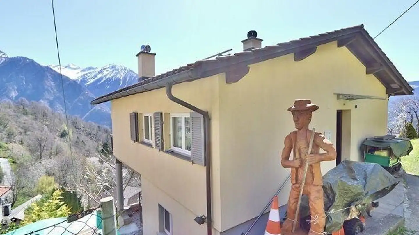 Casa grotta in vendita - 6541 Sta. Maria in Calanca