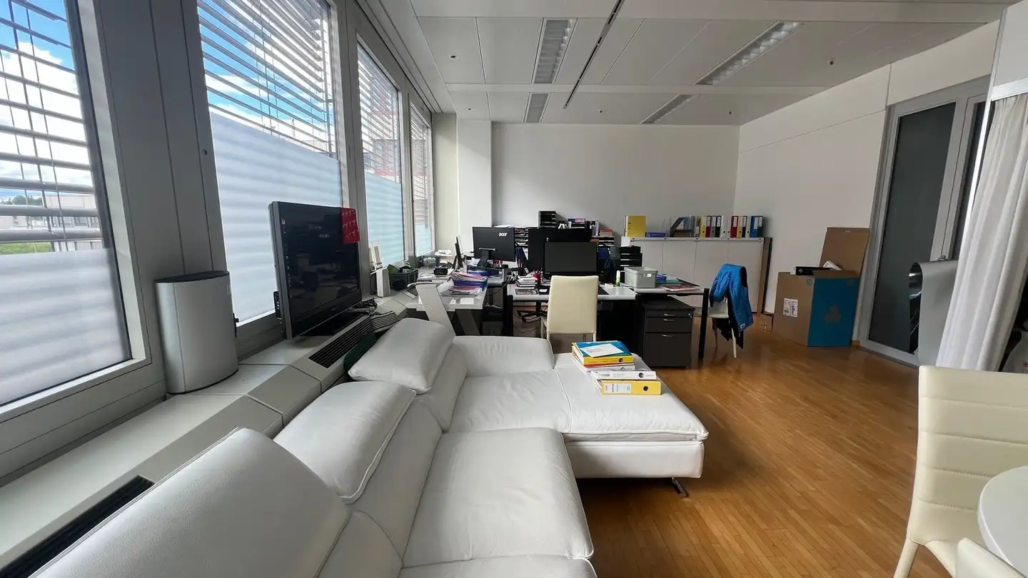 Office space for rent - Thurgauerstrasse 117, 8152 Glattpark (Opfikon)