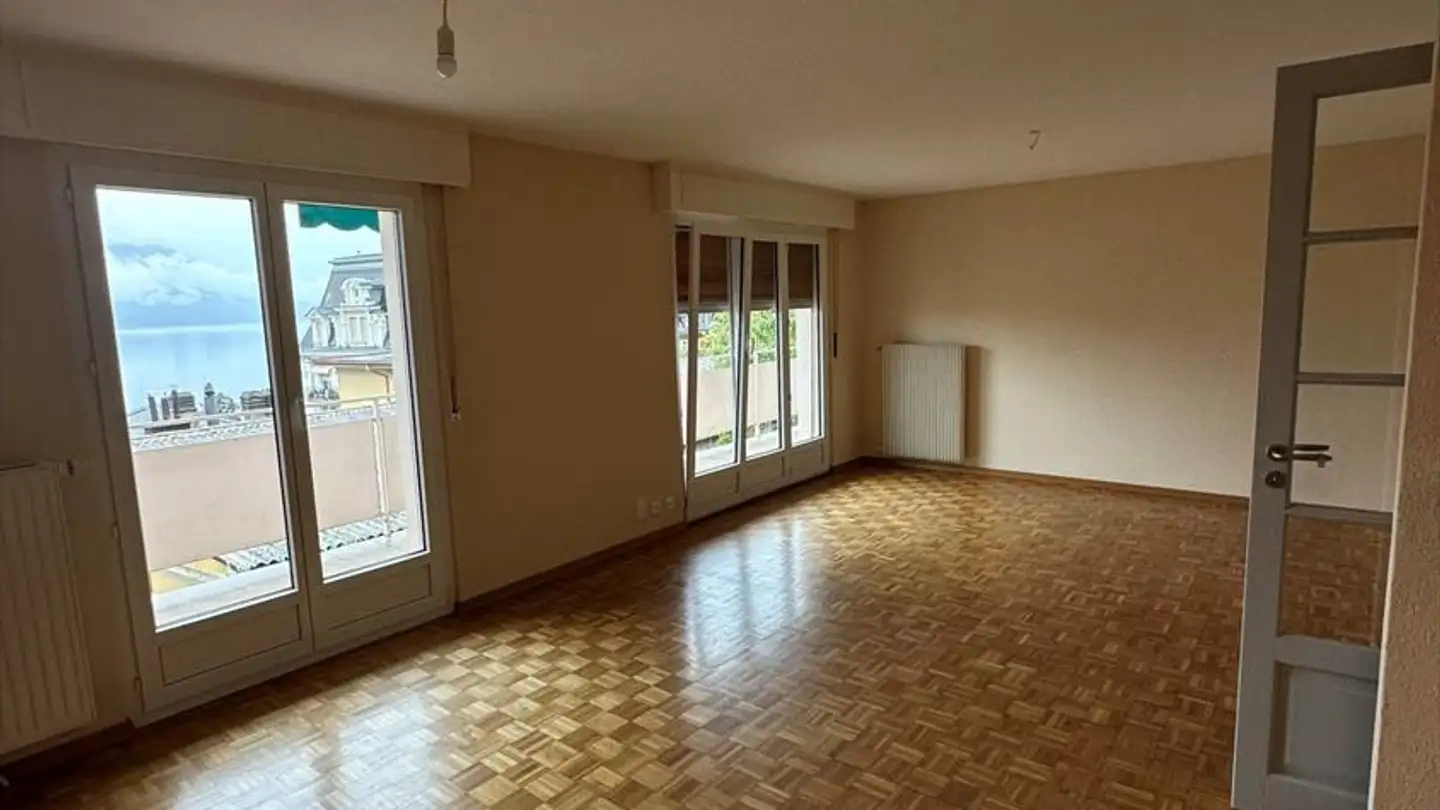 Wohnung mieten - Avenue De Collonge 21, 1820 Territet - Foto 2