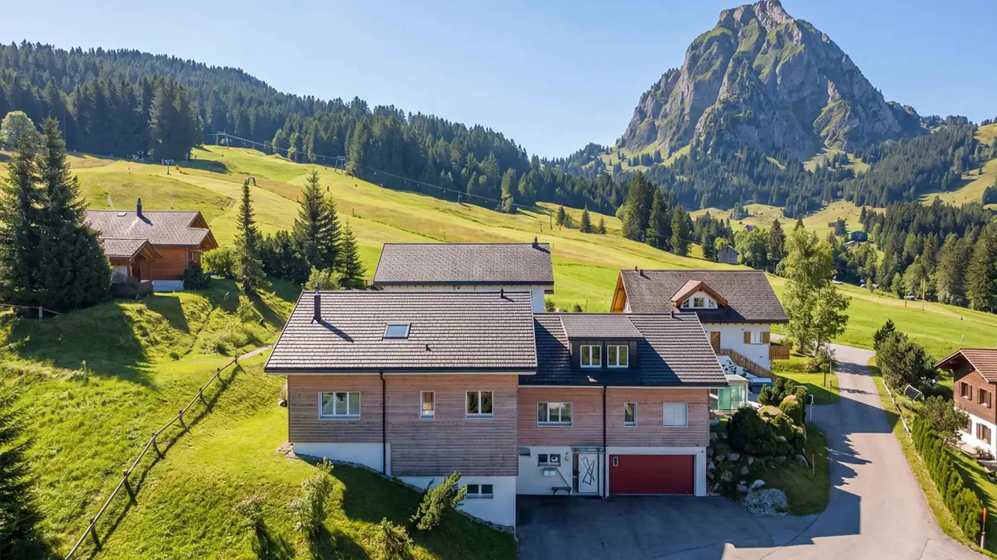 Single house for sale - 8849 Alpthal