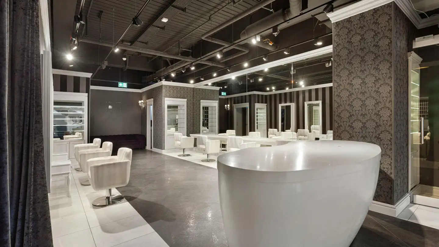 Gewerbe mieten - Hofwiesenstrasse 4, 8604 Volketswil - Foto 2