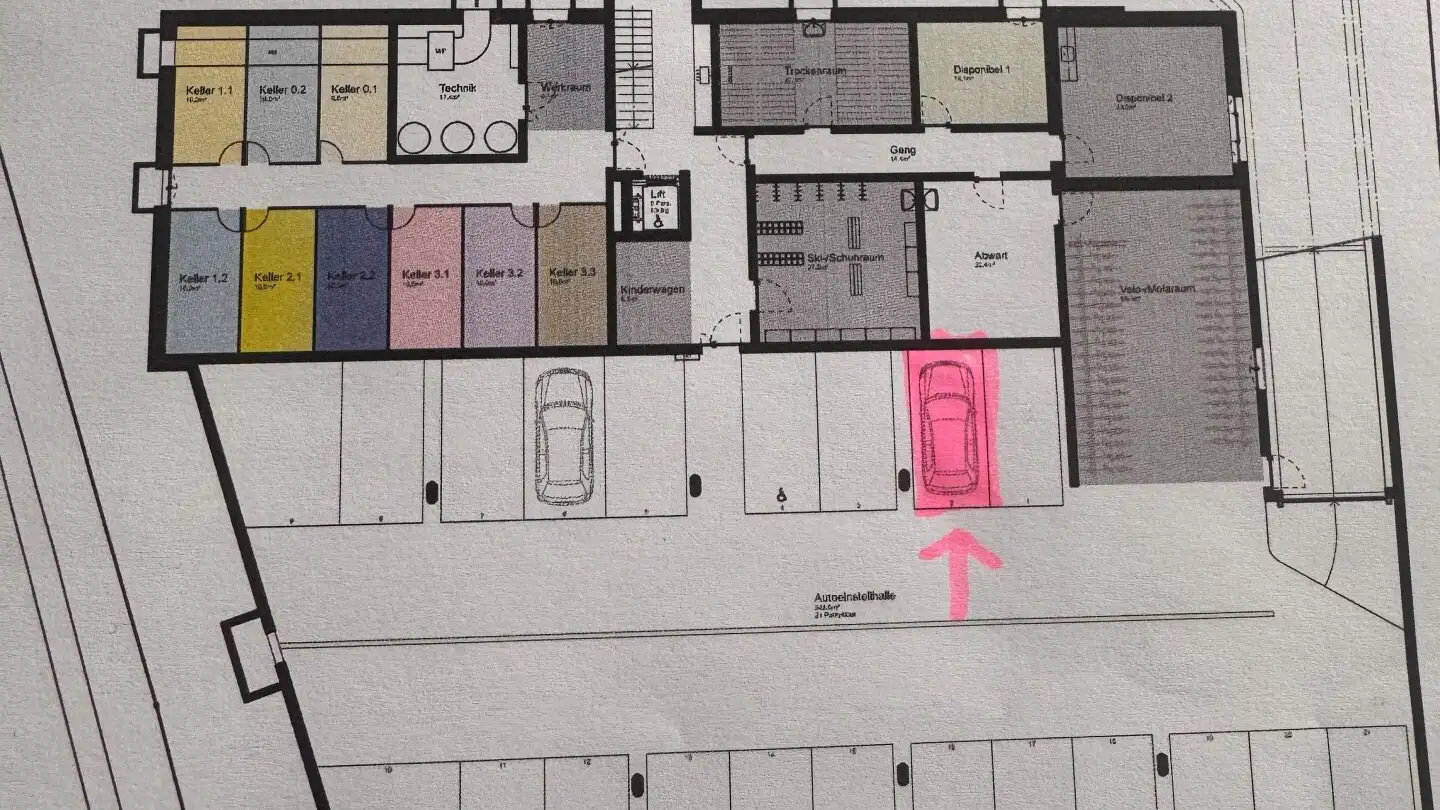 Underground parking space for rent - Gutstrasse 2, 7323 Wangs