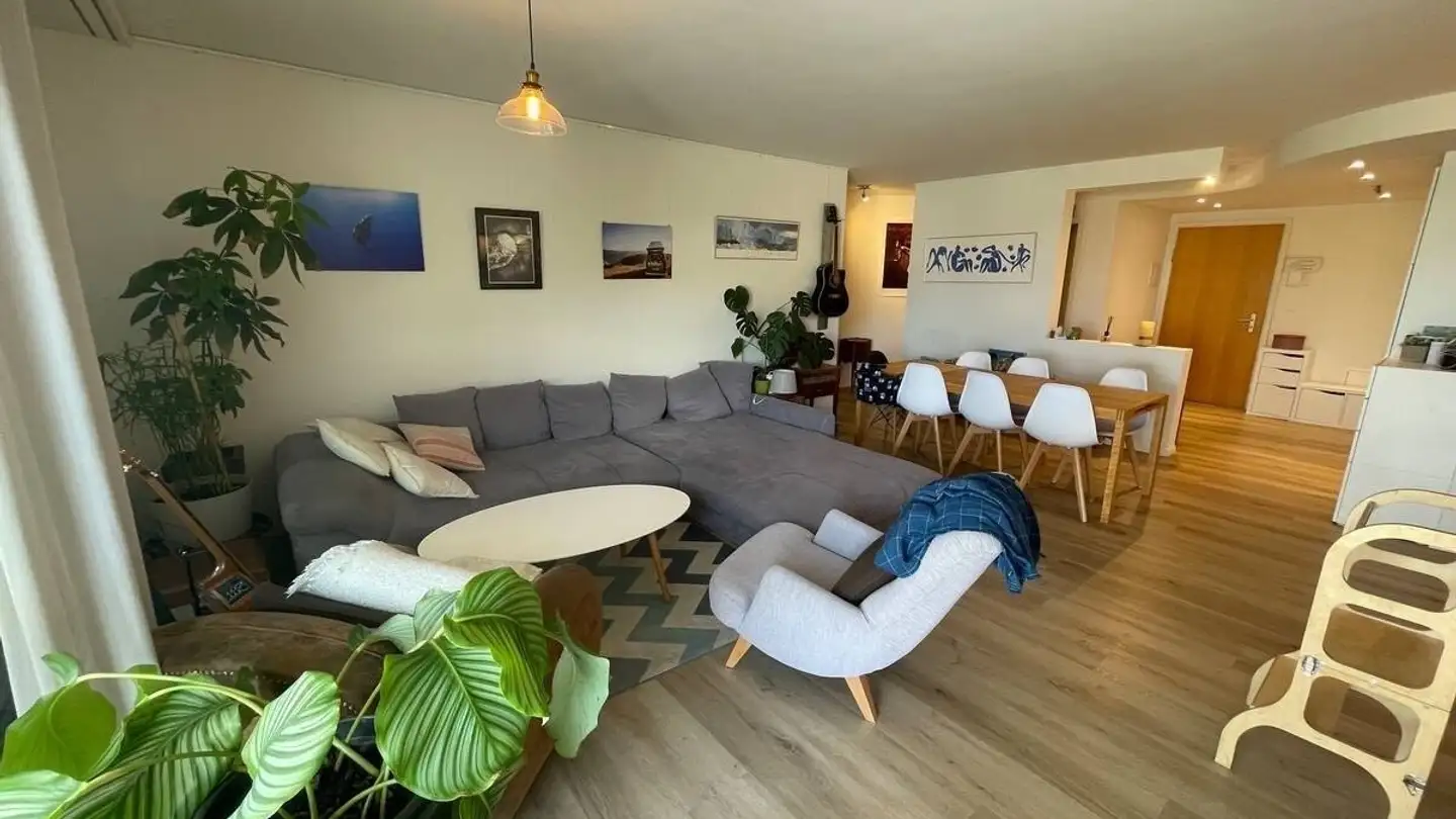 Furnished apartment for rent - 1096 Cully