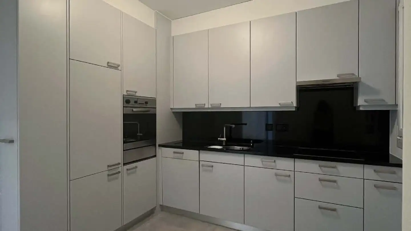 Appartamento in vendita - Piazza Stazione 4, 6600 Muralto - Photo 3