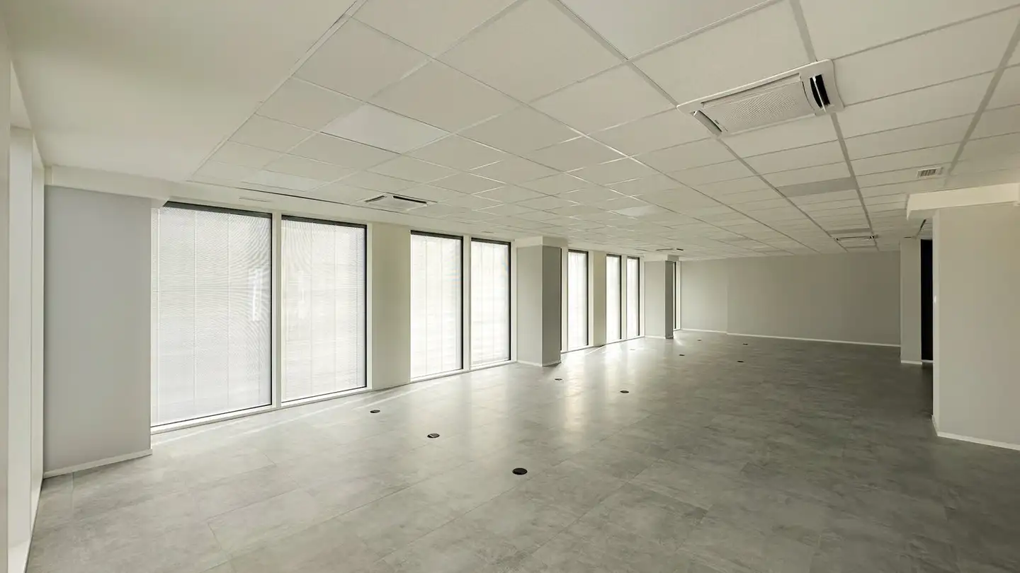 Spazio ufficio in affitto - Via Maestri Comacini 4, 6830 Chiasso - Foto 4