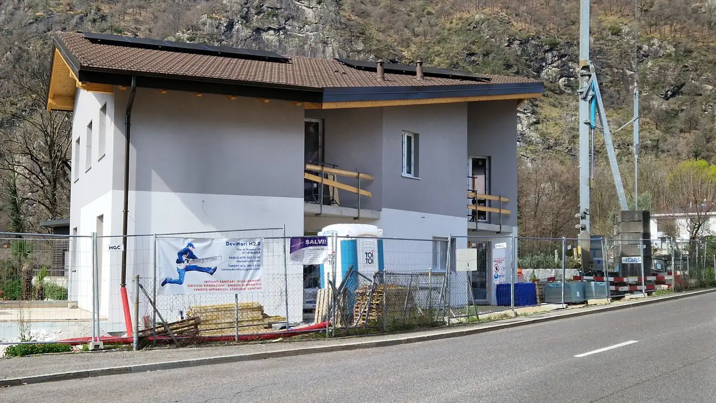 Maison jumelle à louer - Via Al Ramon, 6710 Biasca - Photo 2