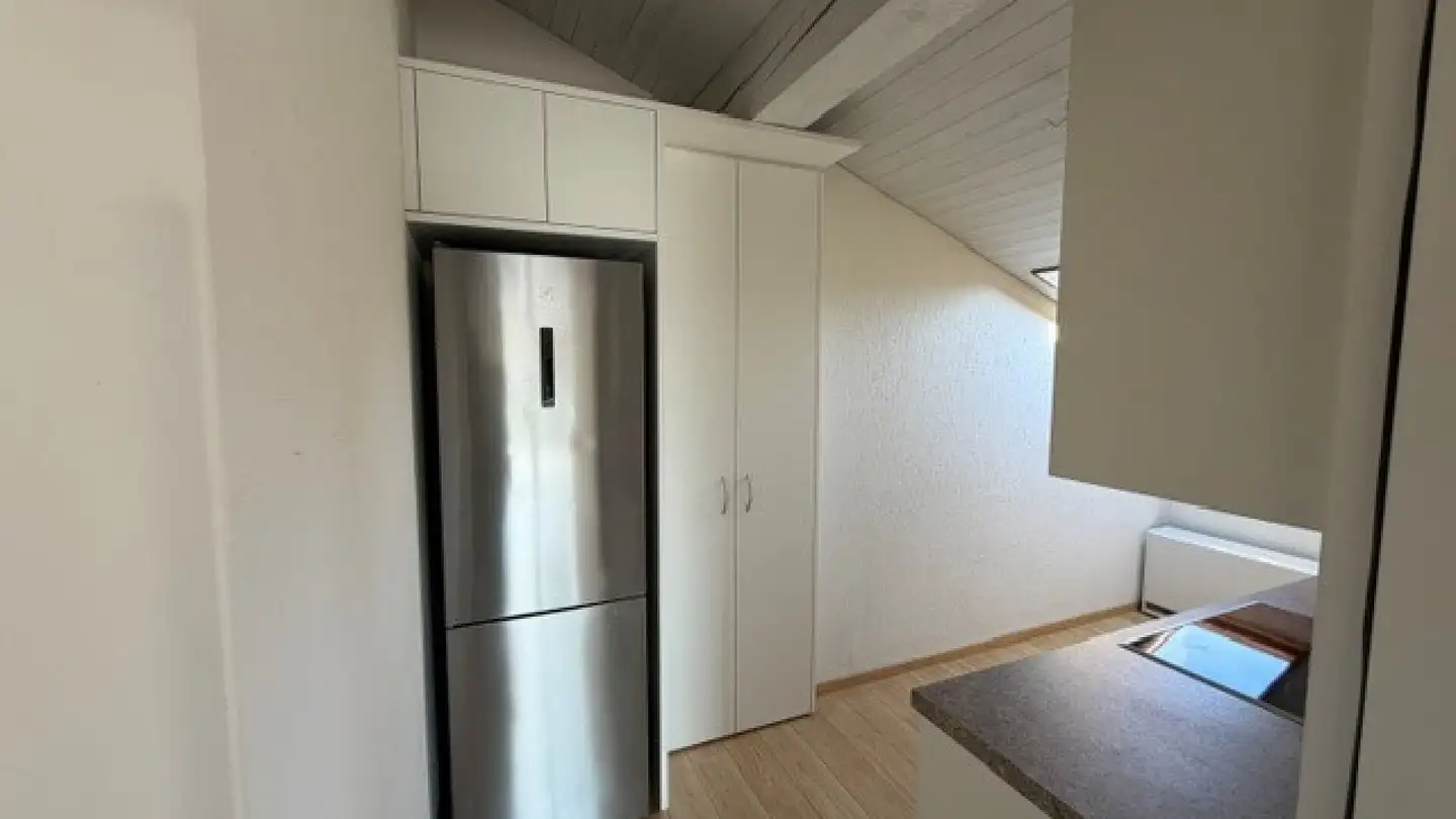 Dachgeschosswohnung mieten - Grenzstrasse 16, 4226 Breitenbach - Foto 3