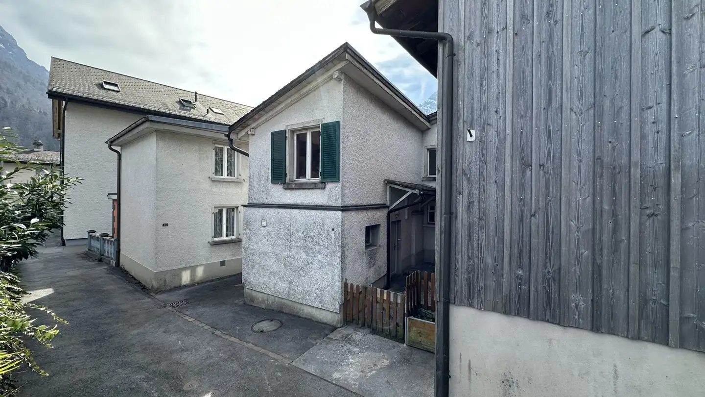 Residential building for sale - Kreuzbühlstrasse, 8754 Netstal - Photo 2