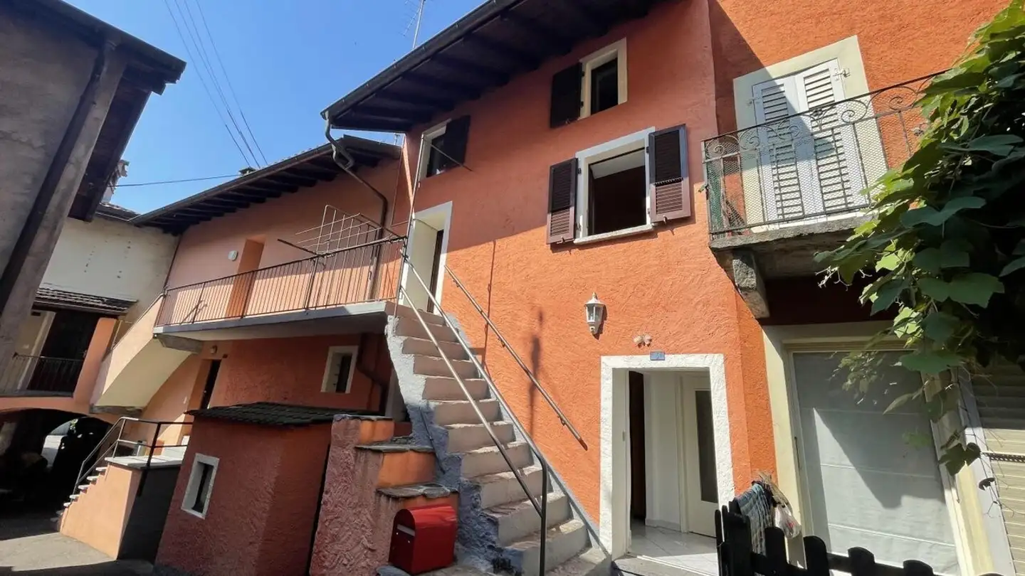 Einfamilienhaus kaufen - Vicolo Corte Sasso 5, 6600 Solduno