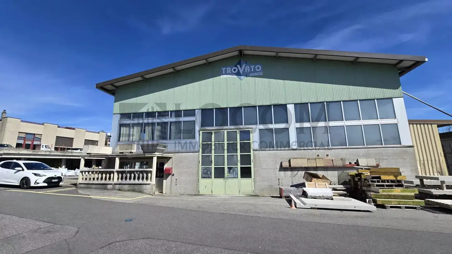 Commercial à louer - Avenue De Morges 39, 1027 Lonay