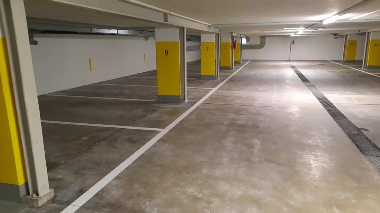 Place de parking souterraine à louer - Wegmühlegässli 55c, 3072 Ostermundigen - Photo 4
