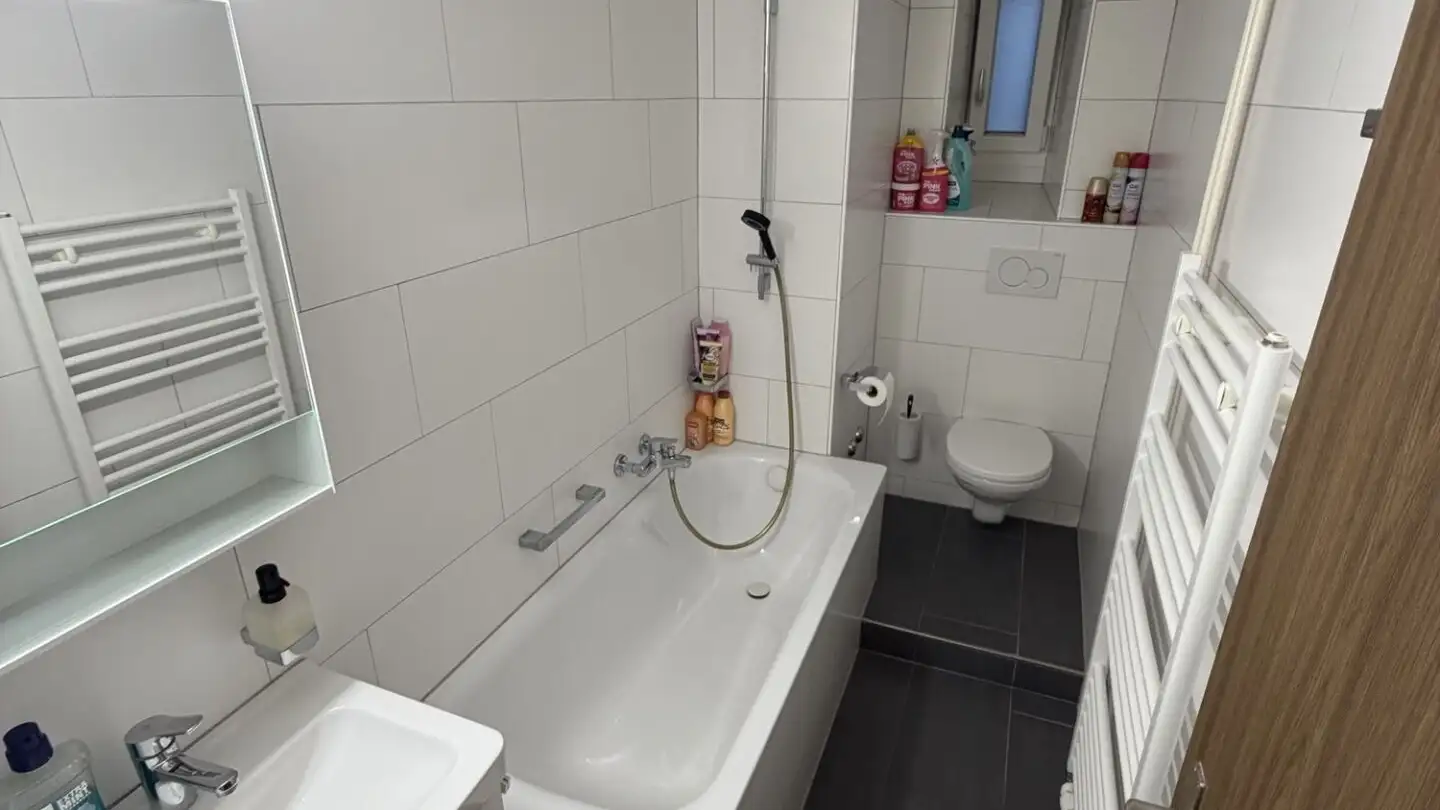 Appartamento in affitto - Rue Du Midi, 2610 St-Imier - Foto 4